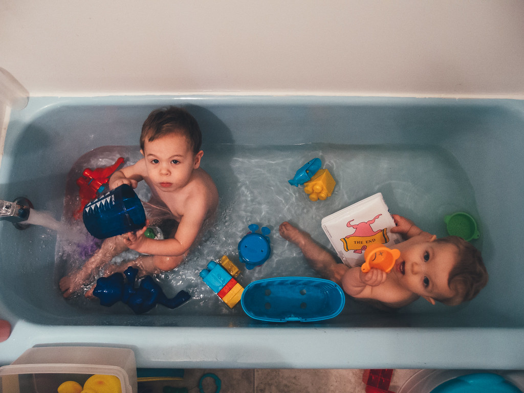 How to Create a Safe and Comfortable​ Bath Time Environment for Babies and Toddlers