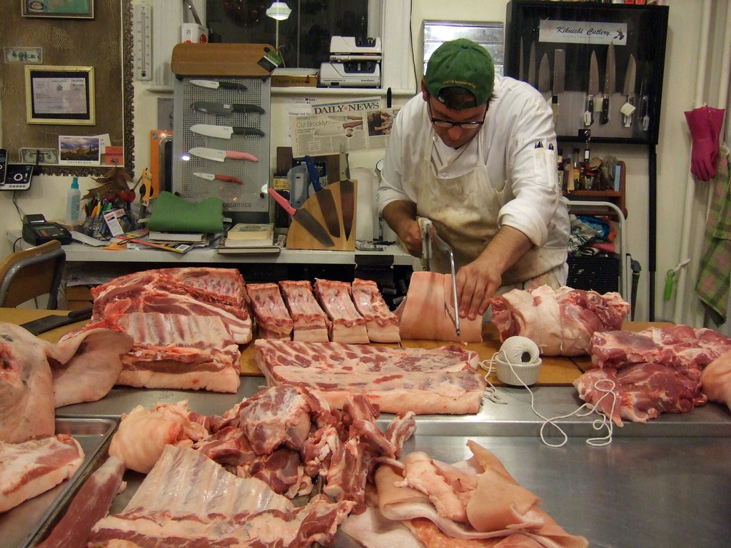 1. Mastering​ the Primal Cuts: Understanding the Anatomy of⁢ Meat for‍ Precision Butchering