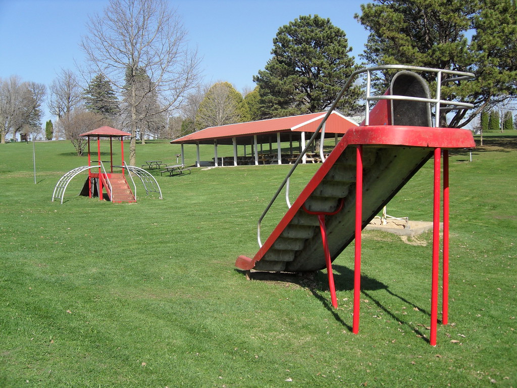 Playground Equipment: ⁤Choosing the ‍Best Options for Safe and Engaging Play