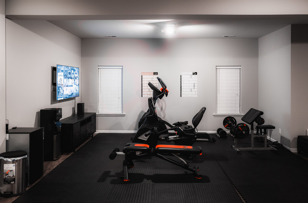 How to set up a home gym.