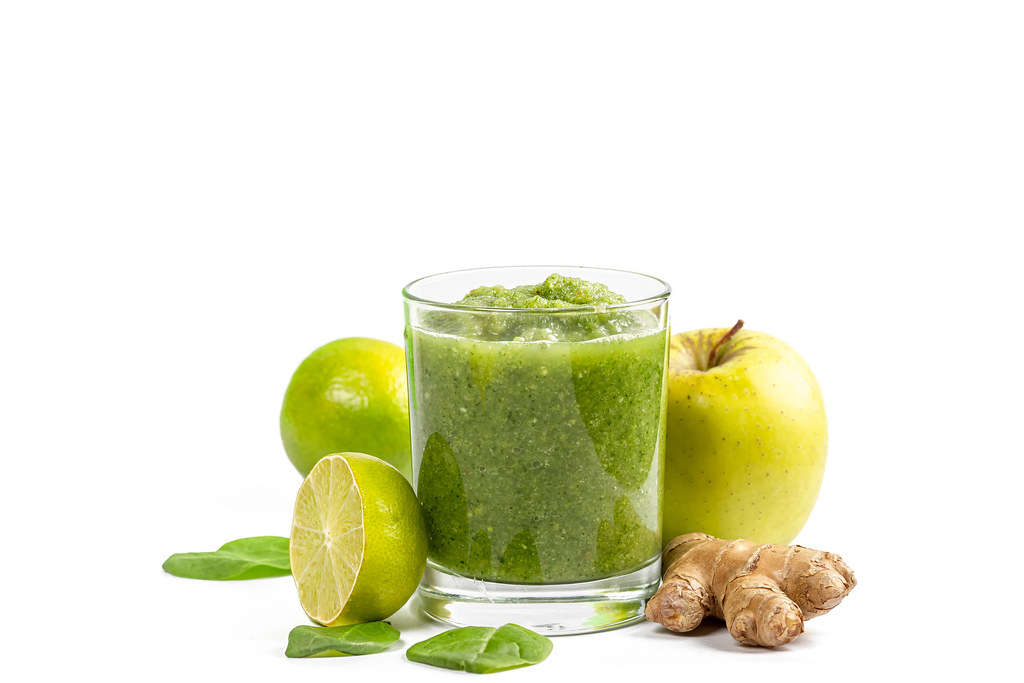 Bountiful Benefits: Unveiling the Health Advantages of Homemade Green Smoothies