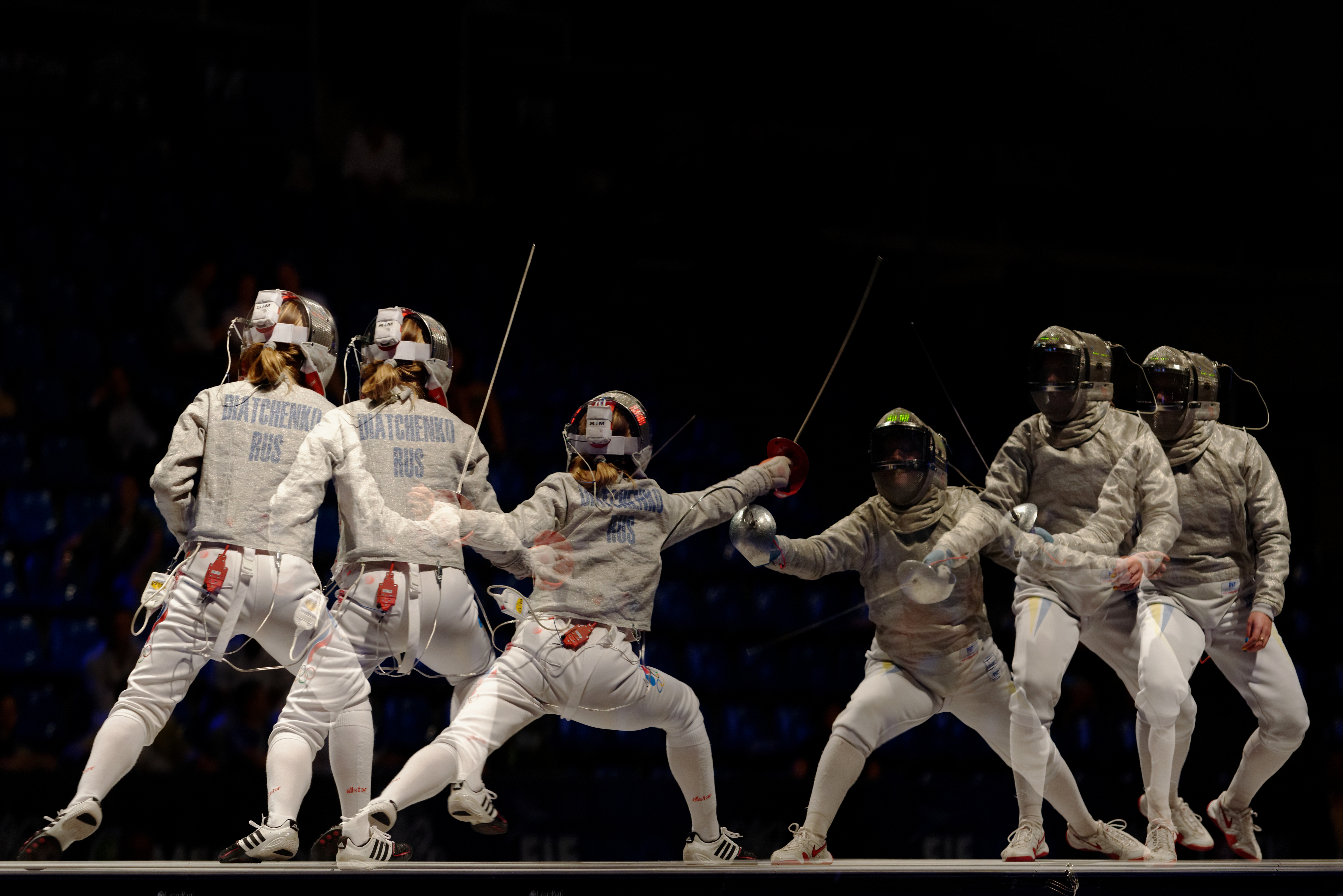 How ⁤to learn basic fencing moves?