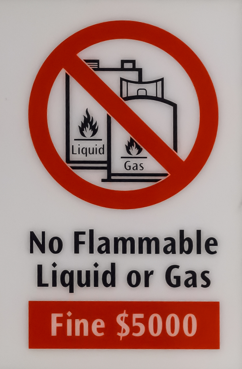How to store ​flammable products ⁣properly?