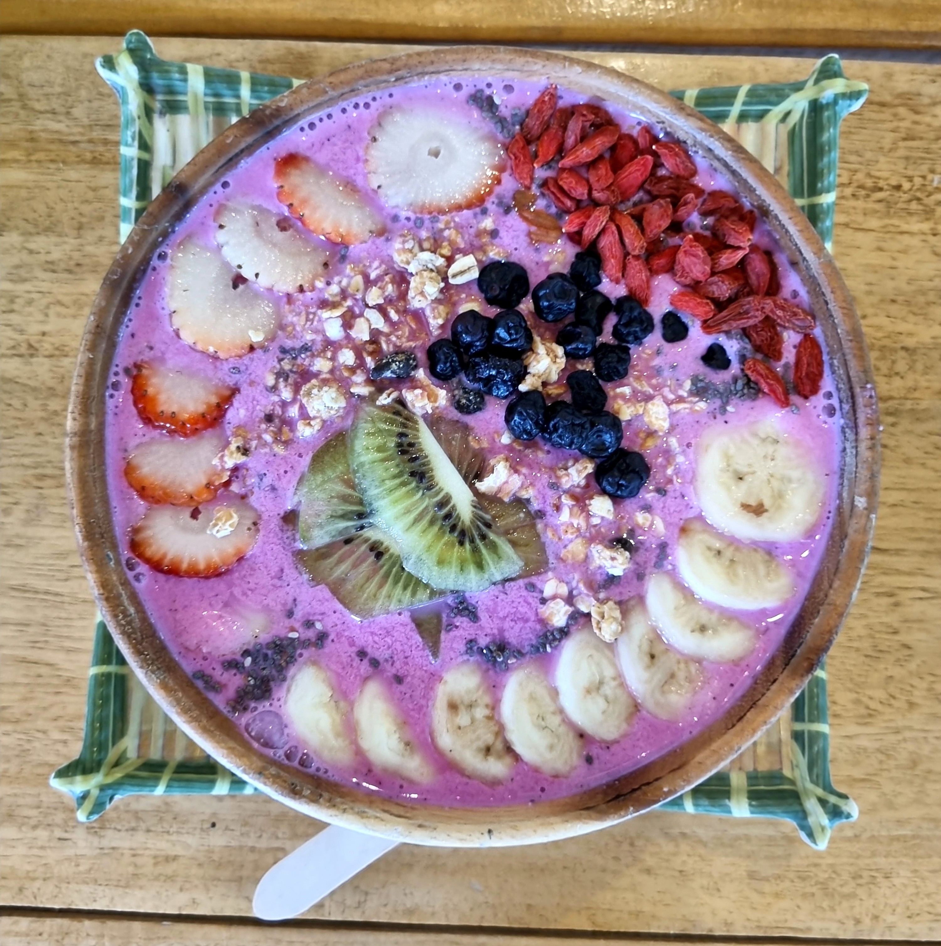 How to‌ make smoothie bowl.
