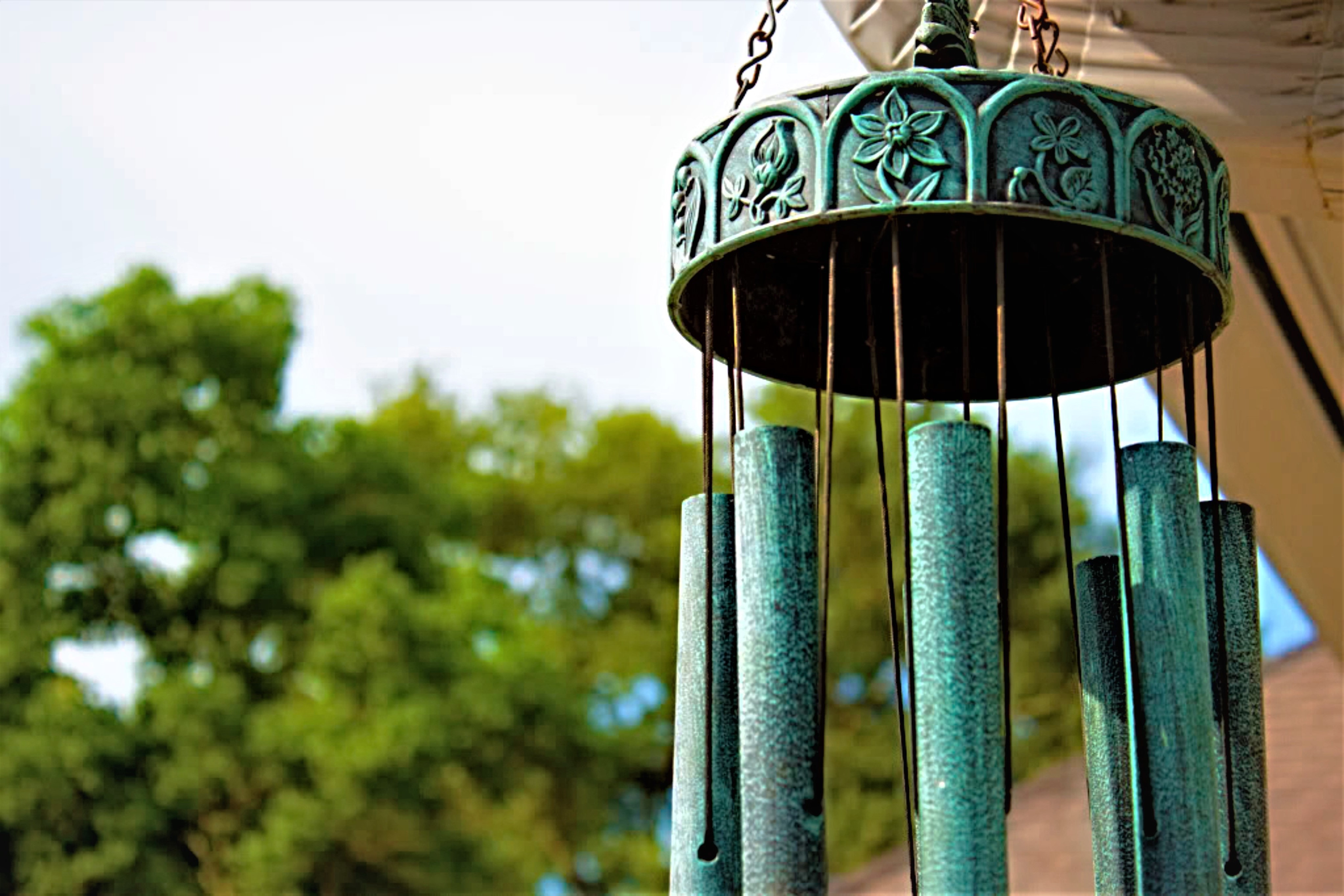 1. Harmonizing Melodies: Exploring the Art ⁢of DIY Wind⁤ Chimes with Unique Materials and Tuning Techniques